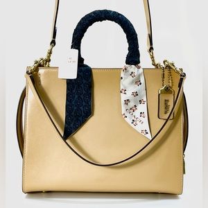 COACH 1941 Free Spirits Rogue 30 In Glovetanned Leather With FREE COACH Scarf